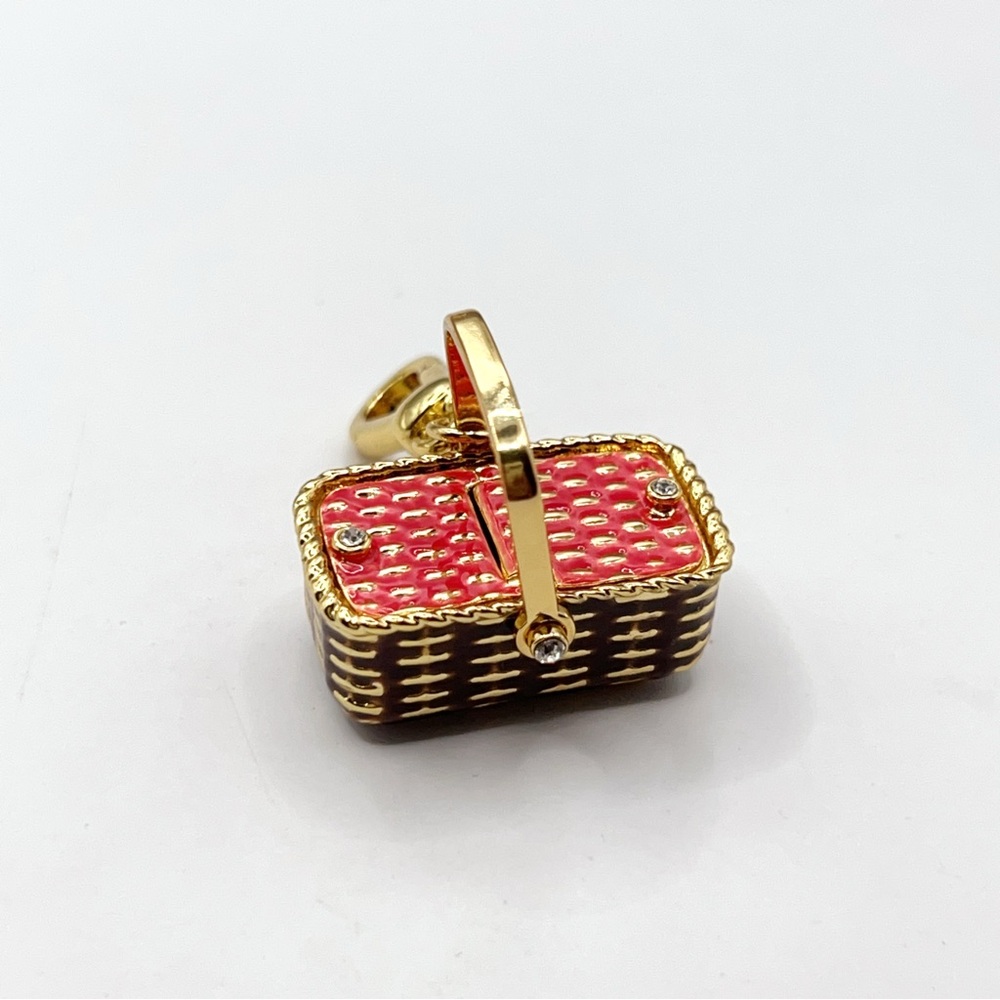 Juicy Couture picnic basket charm
